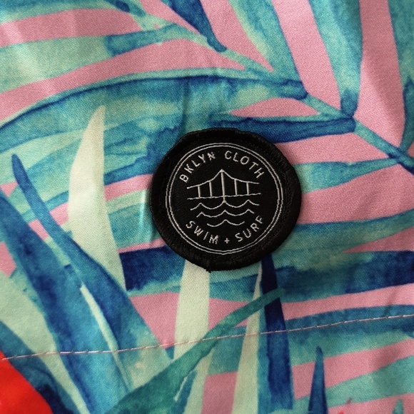 Men's Brooklyn Cloth Company Kent Ave Volley Swim Trunk Size XL Tropical Design - Picture 2 of 6